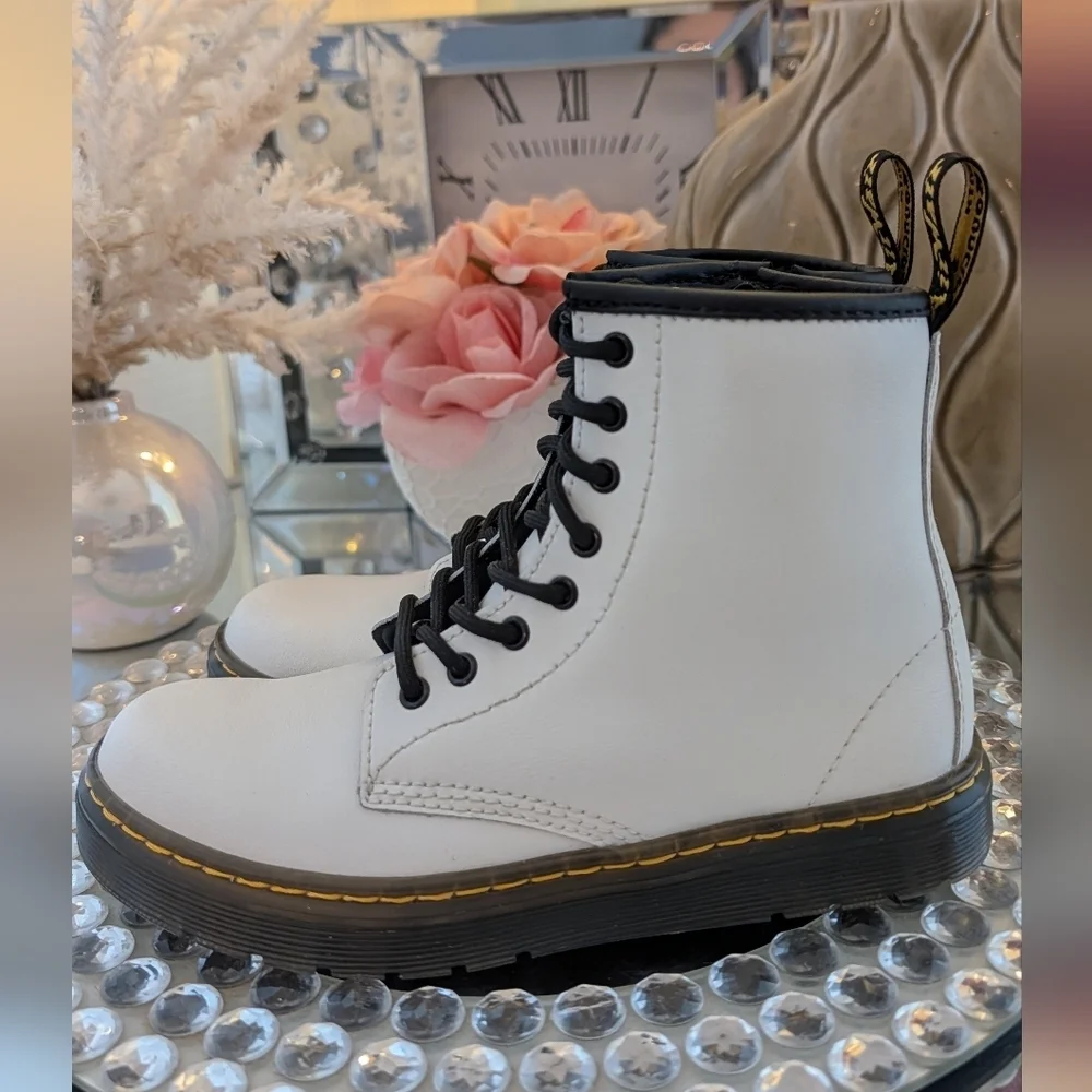 Dr. Martens White Leather Savala Lace Up Combat Boots Youth Size 2